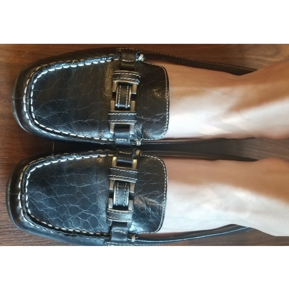 Naturalizer loafers